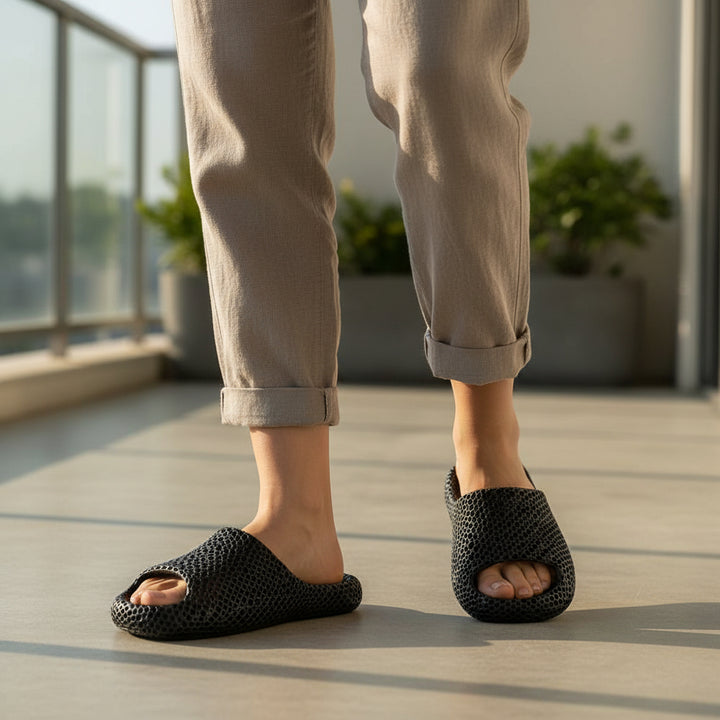 3D Printed Waterproof Slippers – Non-Slip Indoor and Outdoor Shoes-Bon Voyage Vintage