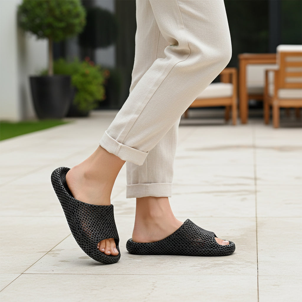 3D Printed Waterproof Slippers – Non-Slip Indoor and Outdoor Shoes-Bon Voyage Vintage