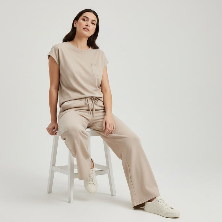 Casual Two-Piece Pants Suit with Round Neck and Pocket-Bon Voyage Vintage