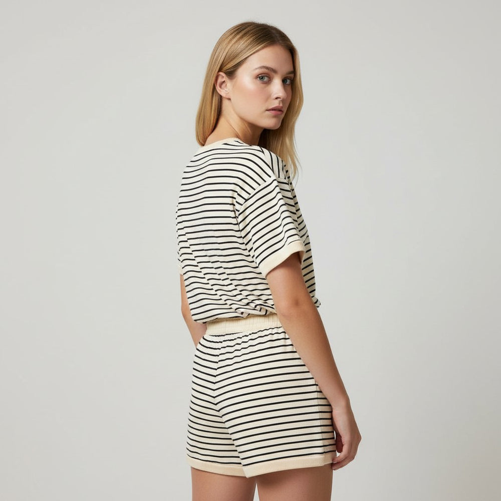Stylish Women's Short Sleeve Top and Shorts Set-Bon Voyage Vintage