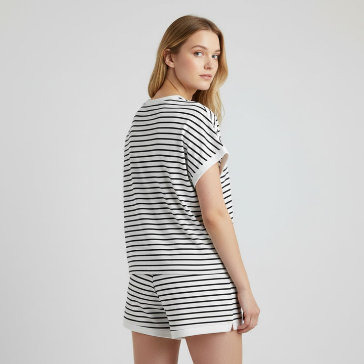 Stylish Women's Short Sleeve Top and Shorts Set-Bon Voyage Vintage