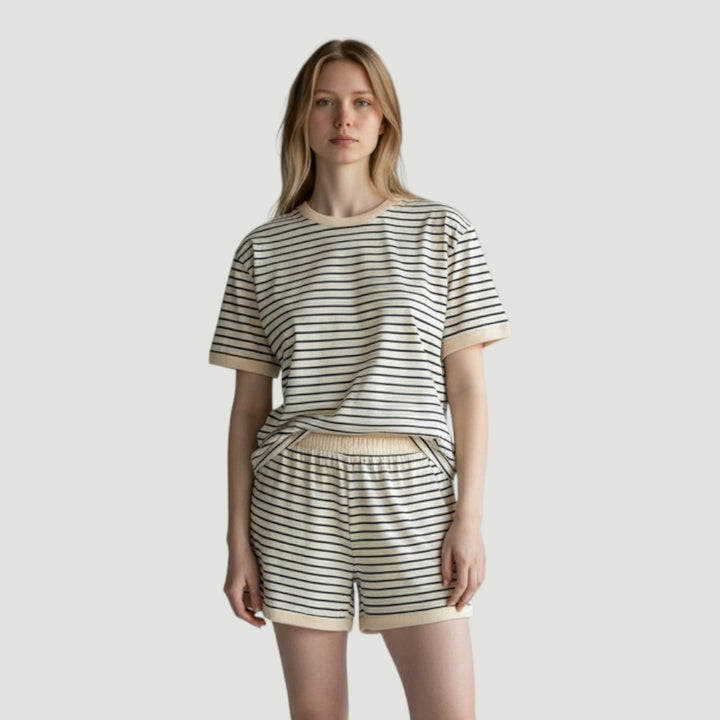 Stylish Women's Short Sleeve Top and Shorts Set-Bon Voyage Vintage