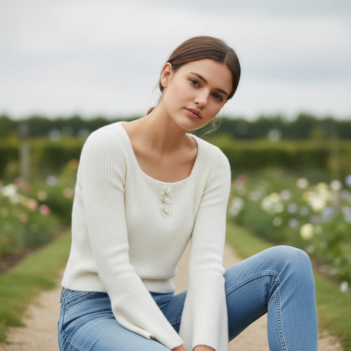 Women’s Knitted Slim-Fit Long-Sleeved Pullover-Bon Voyage Vintage